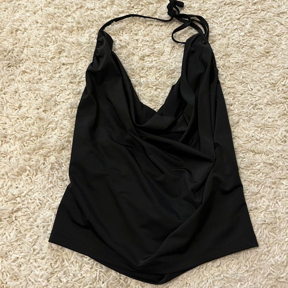 foreve 21 black halter top size large